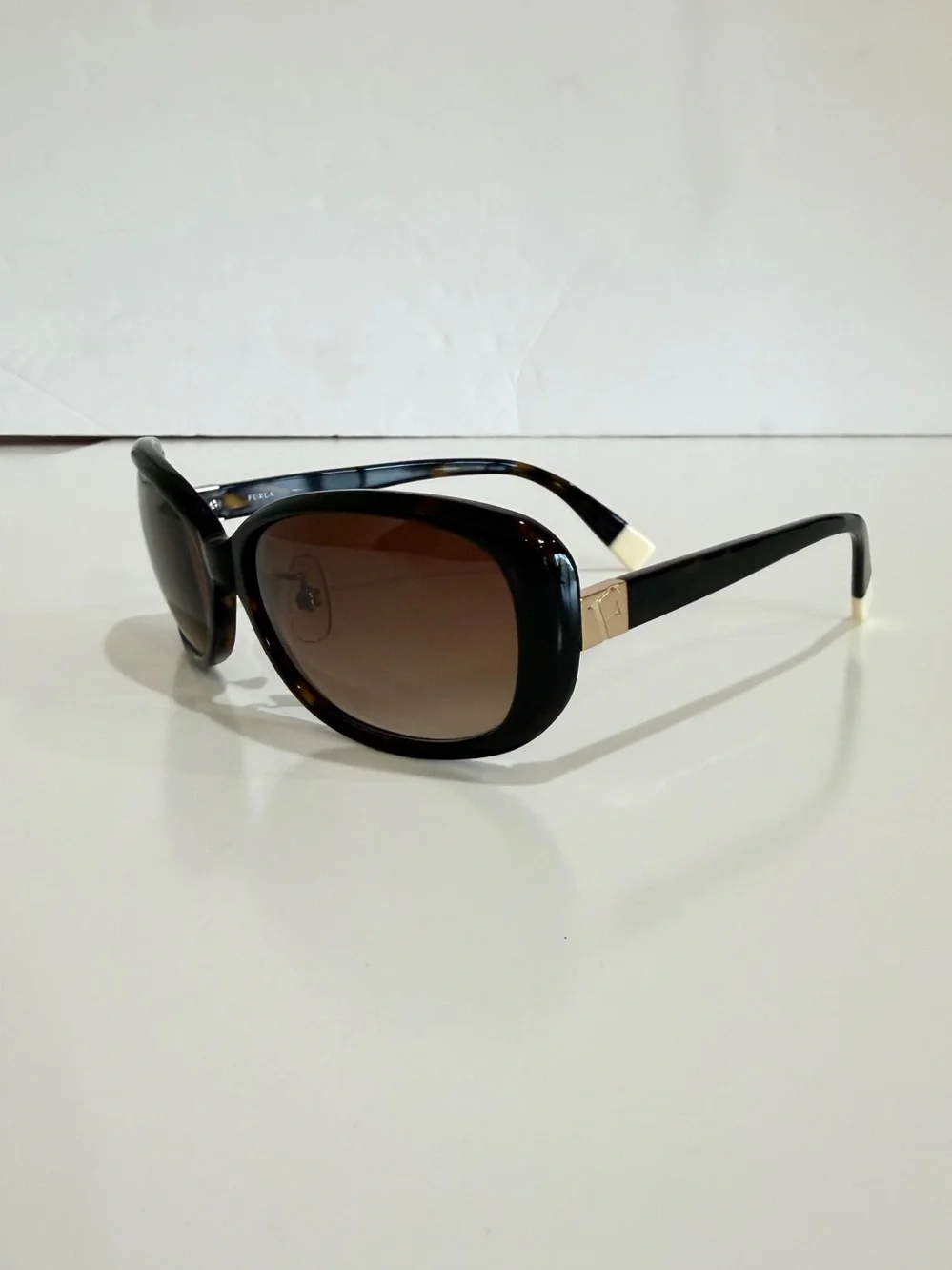 Pristine Furla Venus Sunglasses SU4891J Dark Havana & Gold Set